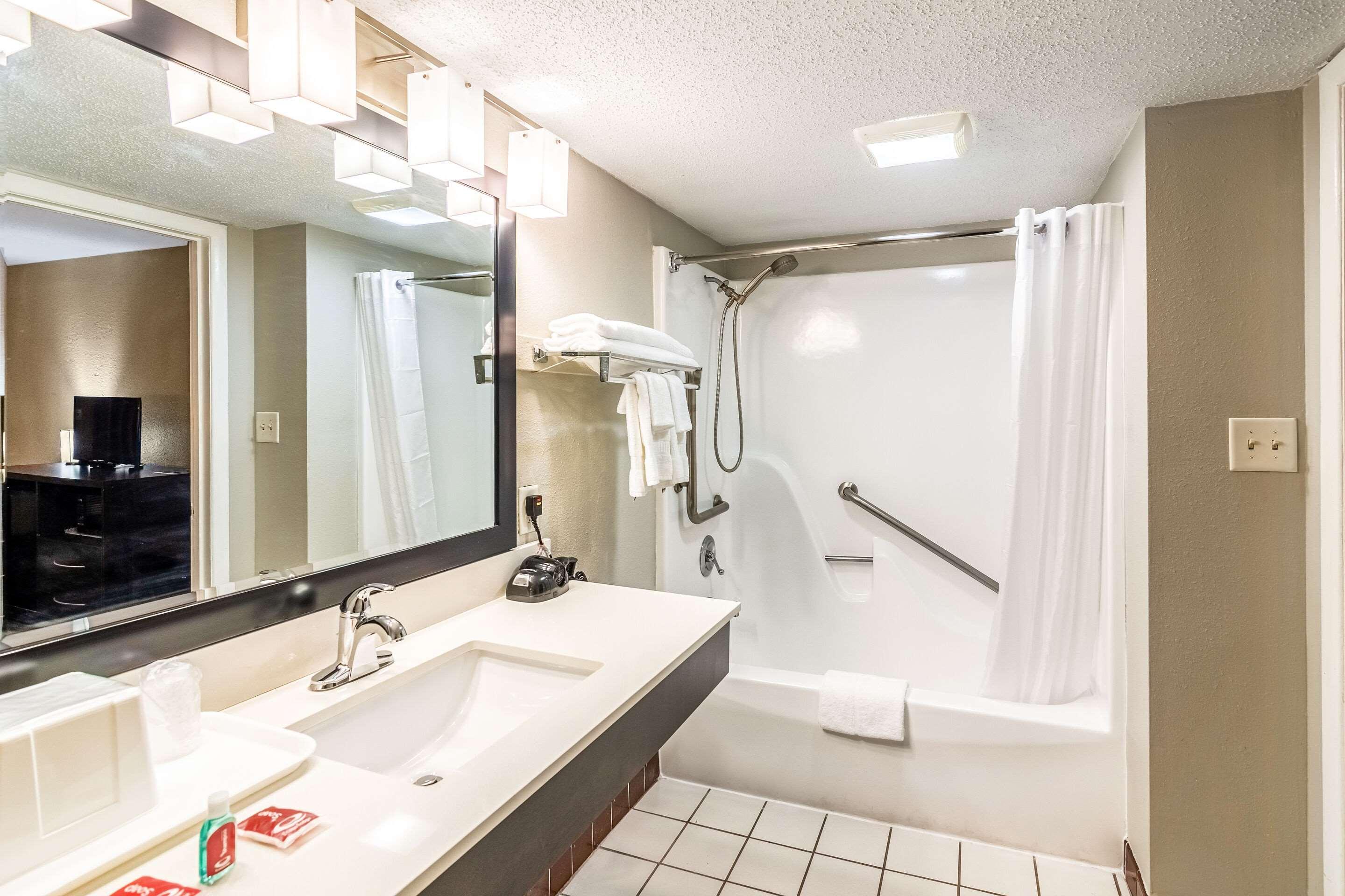 Econo Lodge Крествью Экстерьер фото